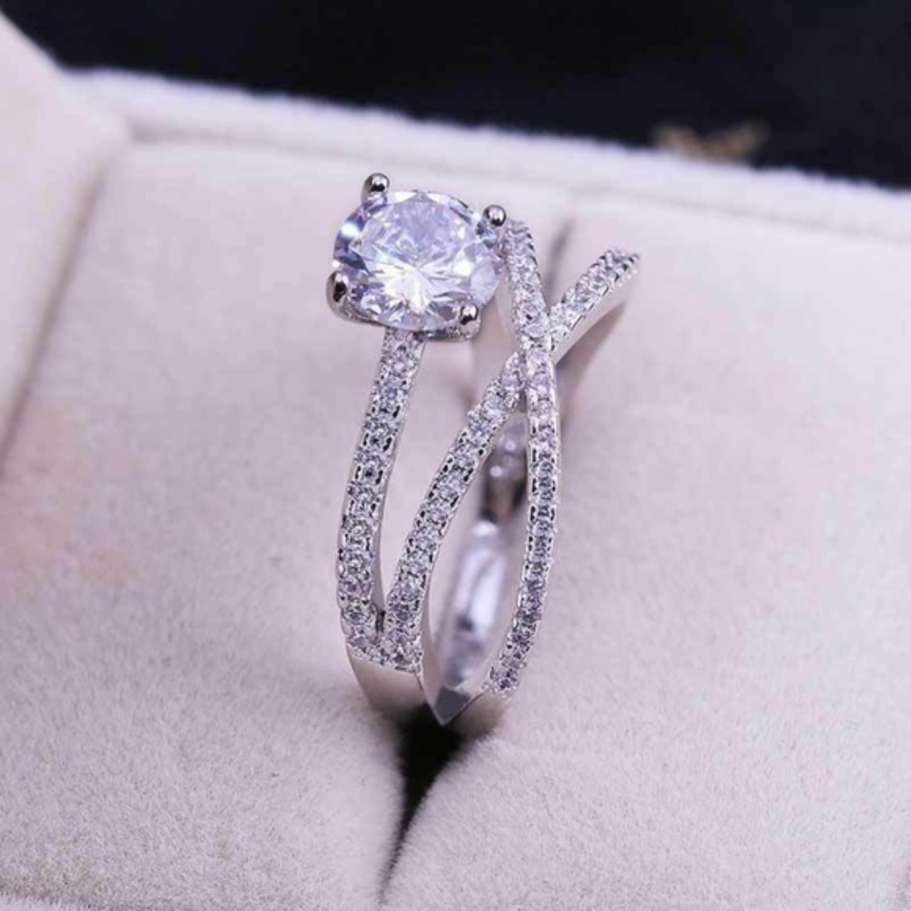 New Stamped 925 Silver White Sapphire Ring - Picture 2 of 5